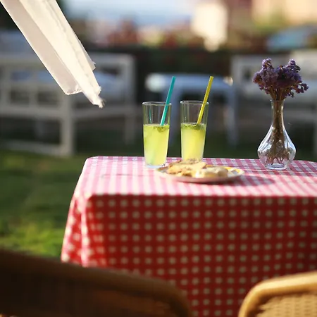 Cunda House Kuecuek 3*