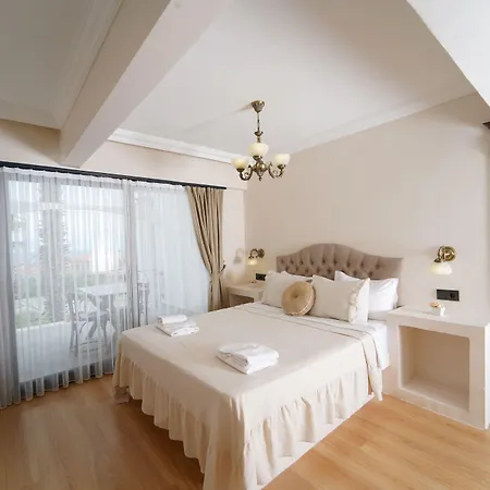 Cunda House Kuecuek 3*