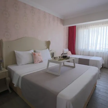 Cunda House Kuecuek 3* Ayvalı