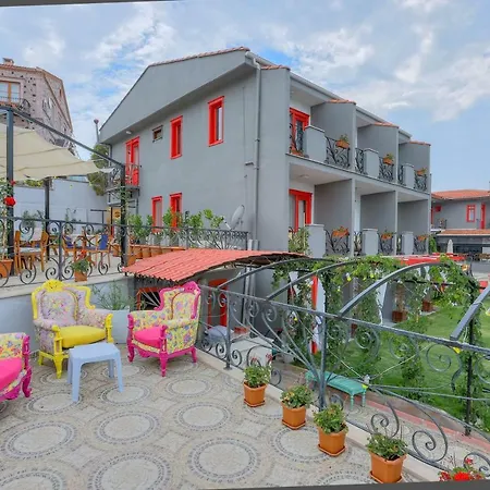 Cunda House Kuecuek 3* Ayvalı