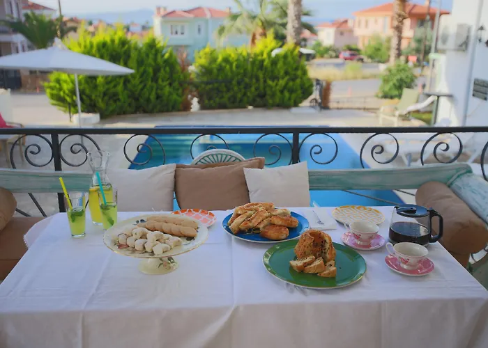 فندق Cunda House Kuecuek 3*