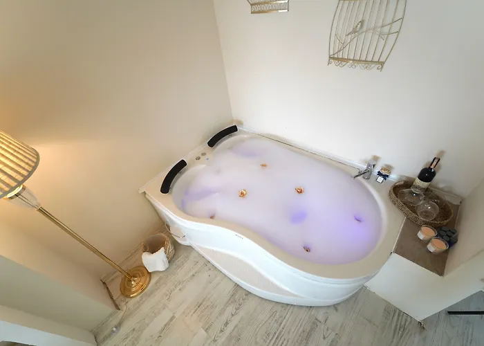 Cunda House Kuecuek 3*