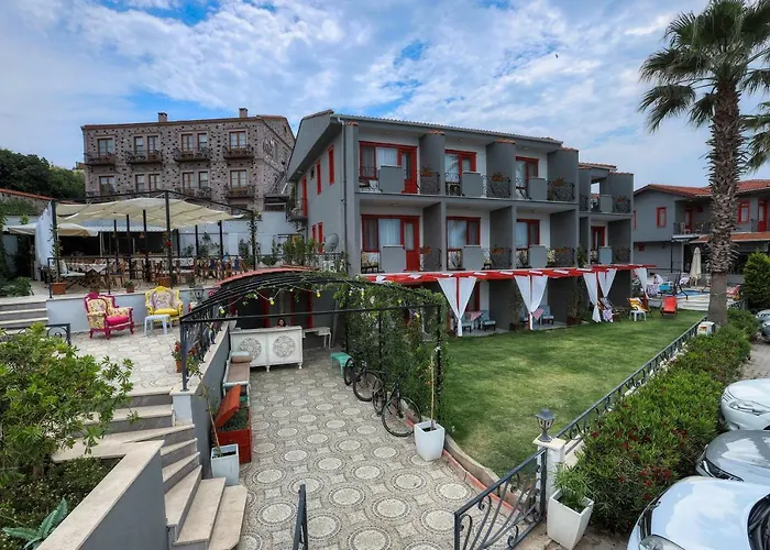 Cunda House Kuecuek فندق