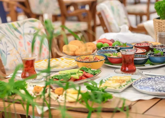 Cunda House Kuecuek فندق